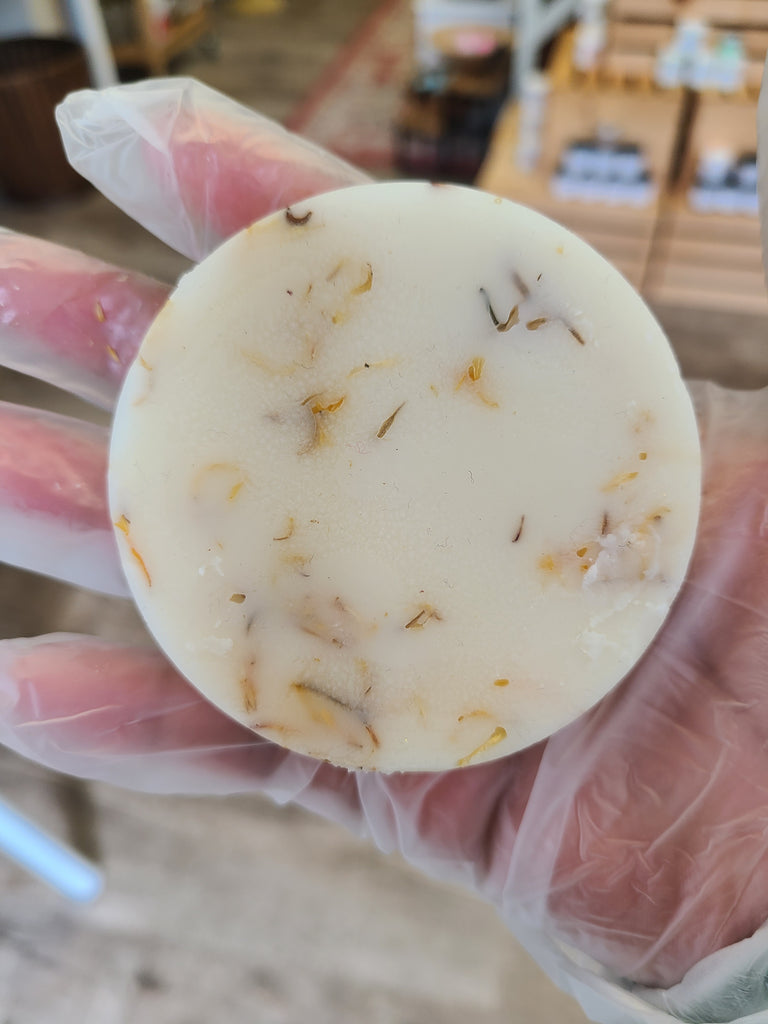 Coconut-Ginger Almond Lotion Bar